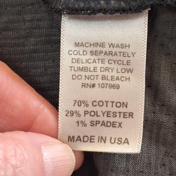 Linnea Shirt Women's Medium Black Textured Floral Artsy Steampunk Victorian Goth - Picture 6 of 6